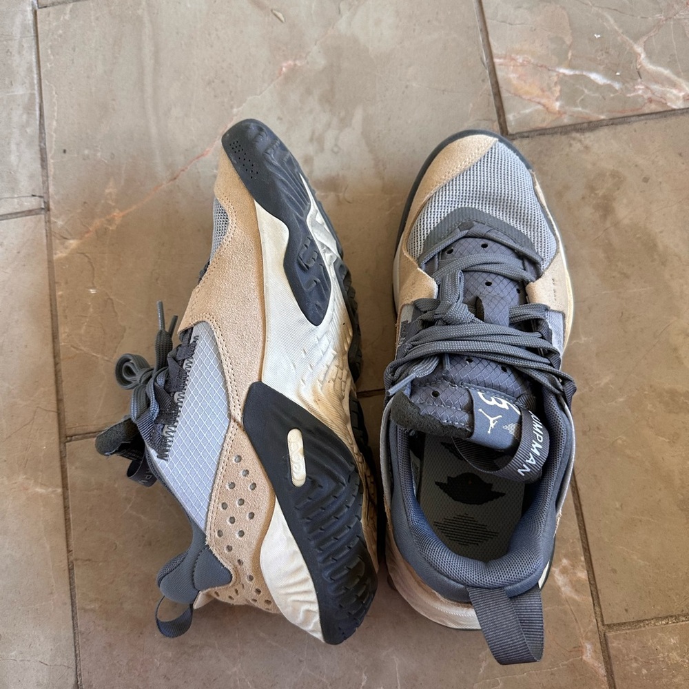 Jordan Gray and Tan Sneakers with Modern Silhouette